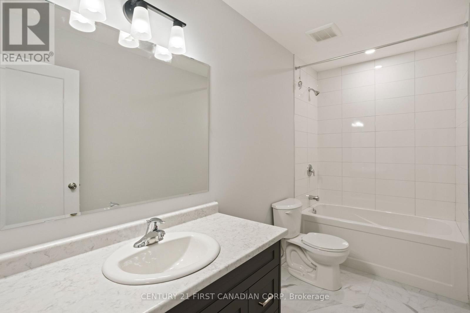 6901 HEATHWOODS AVENUE - 26