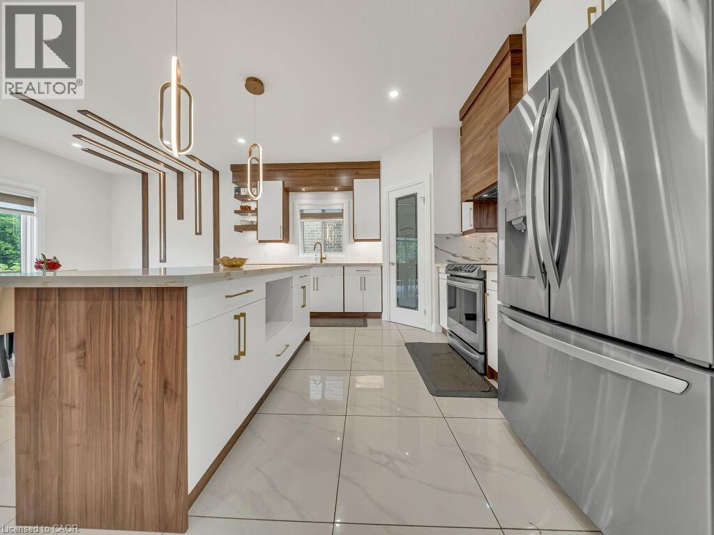 2637 BOBOLINK Lane - Image 11