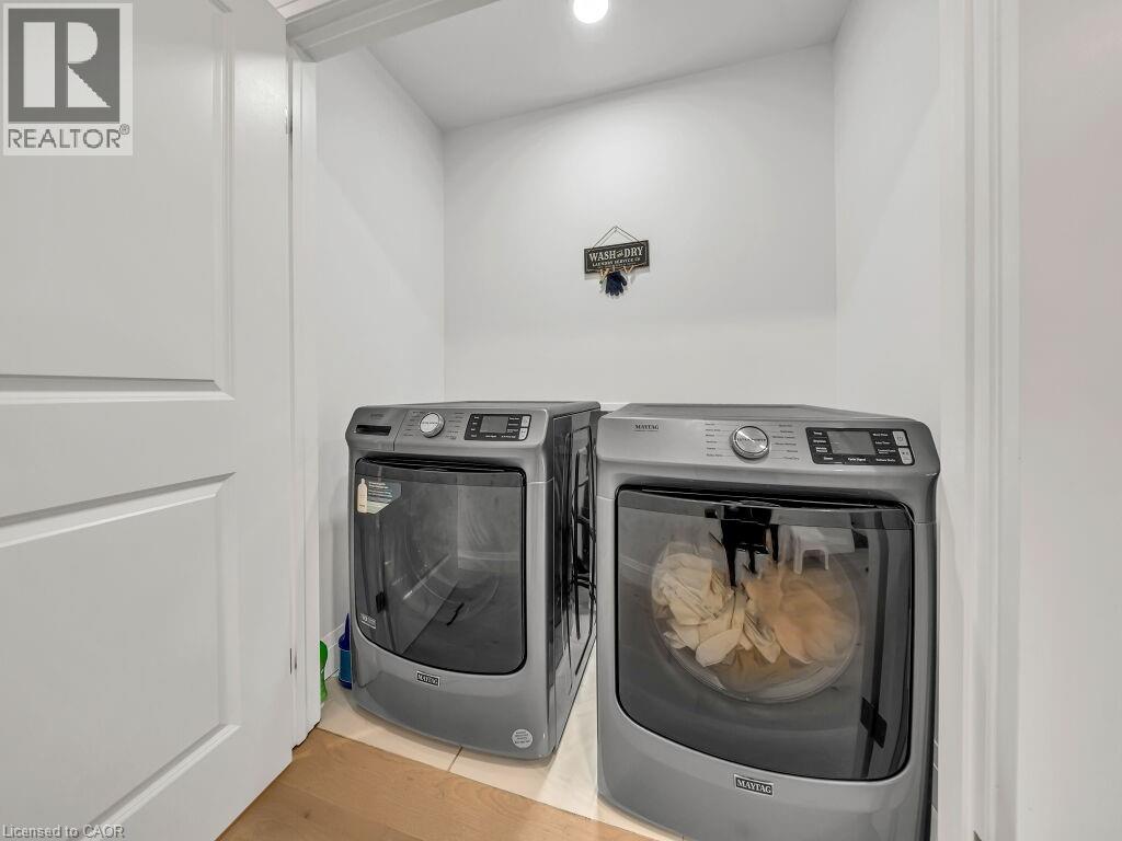 2637 BOBOLINK Lane - Image 32