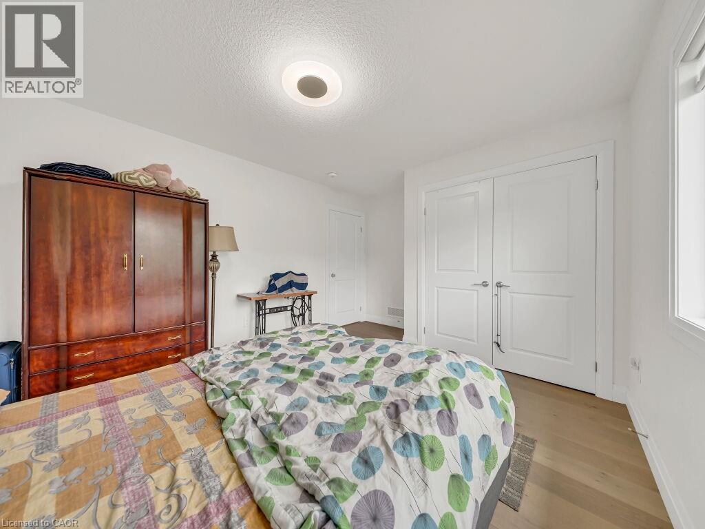 2637 BOBOLINK Lane - Image 34