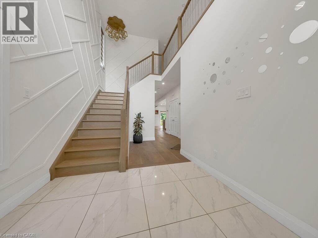 2637 BOBOLINK Lane - Image 4