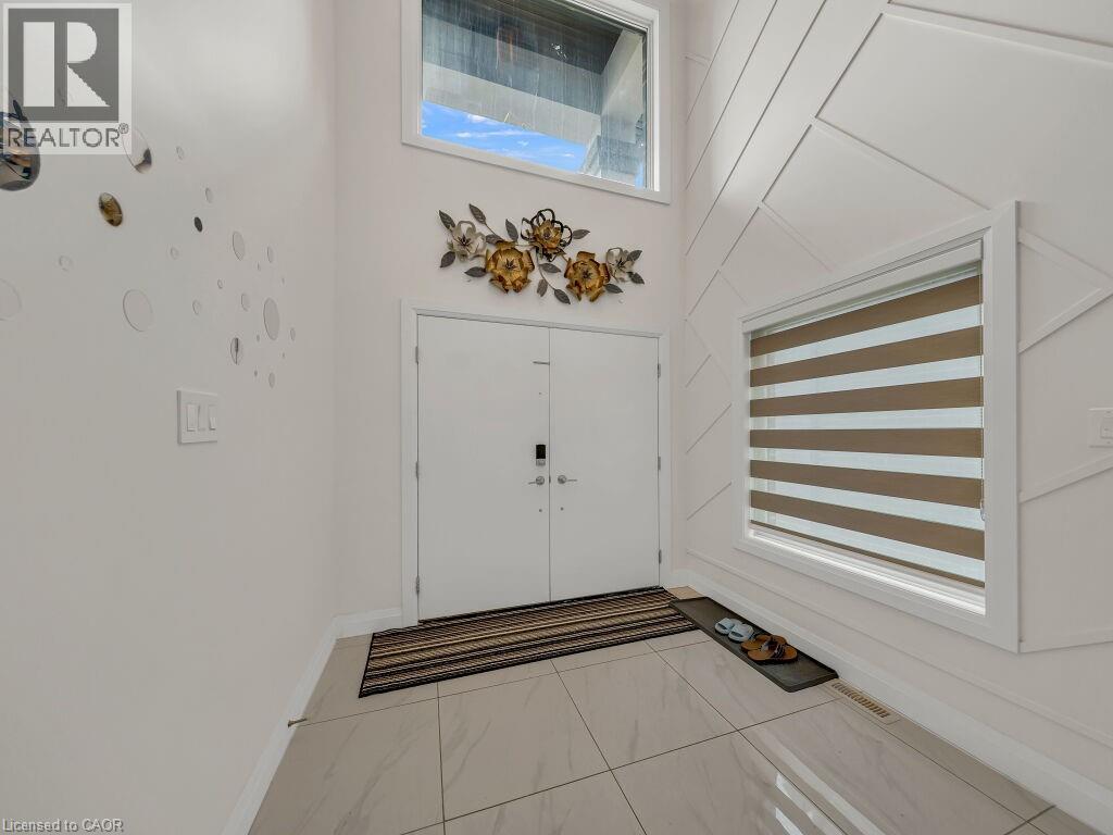 2637 BOBOLINK Lane - Image 5