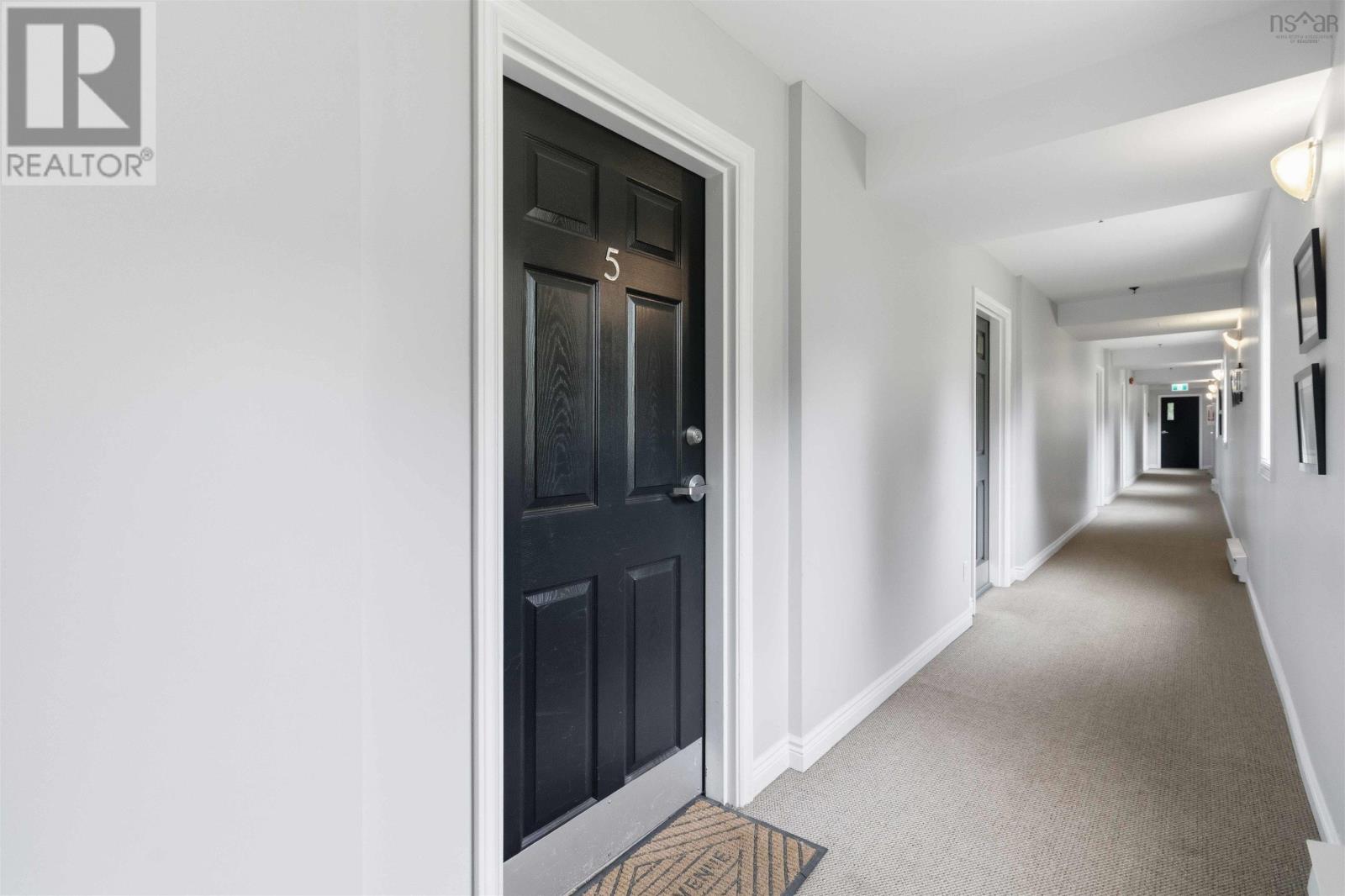 #5 75 Crichton Avenue - 2