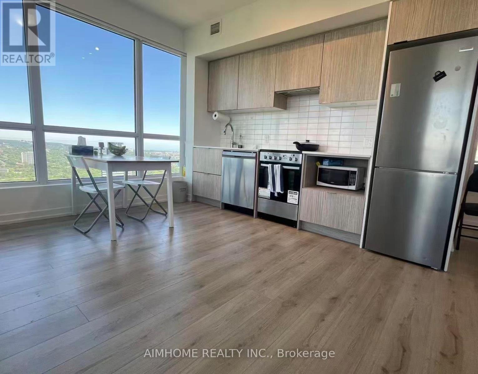 Photo of 395 Bloor Street