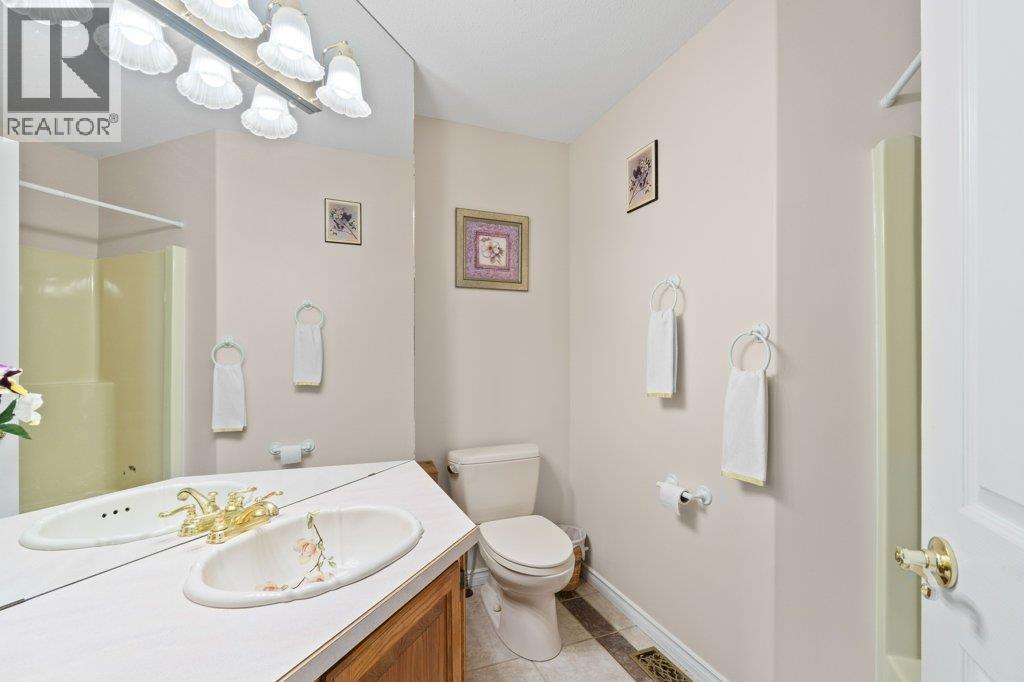 377 Stroulger Road - 22
