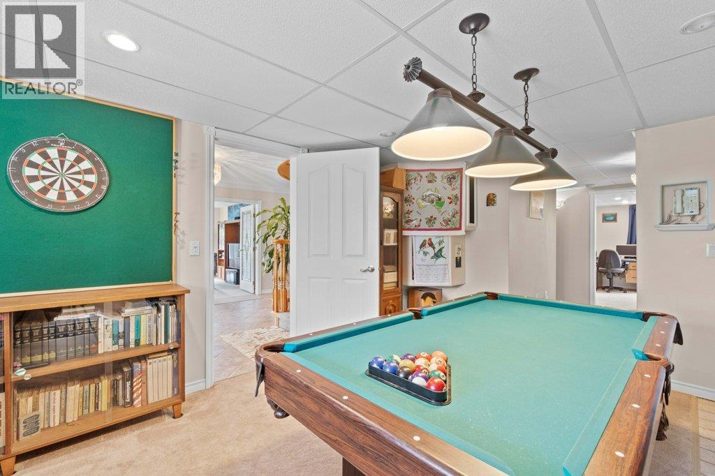 377 Stroulger Road - 33