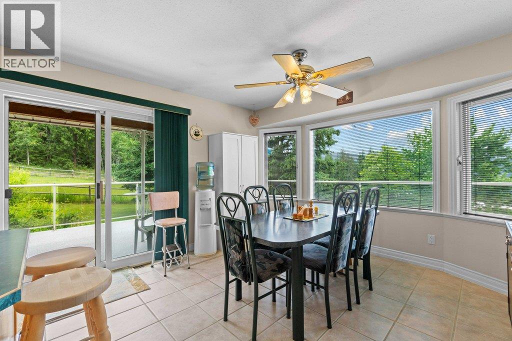 377 Stroulger Road - 19
