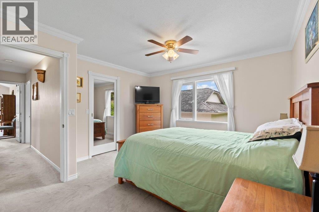377 Stroulger Road - 24
