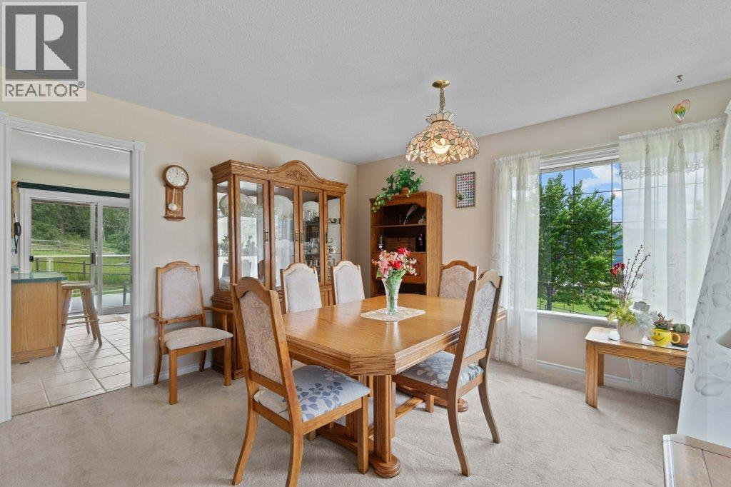 377 Stroulger Road - 14