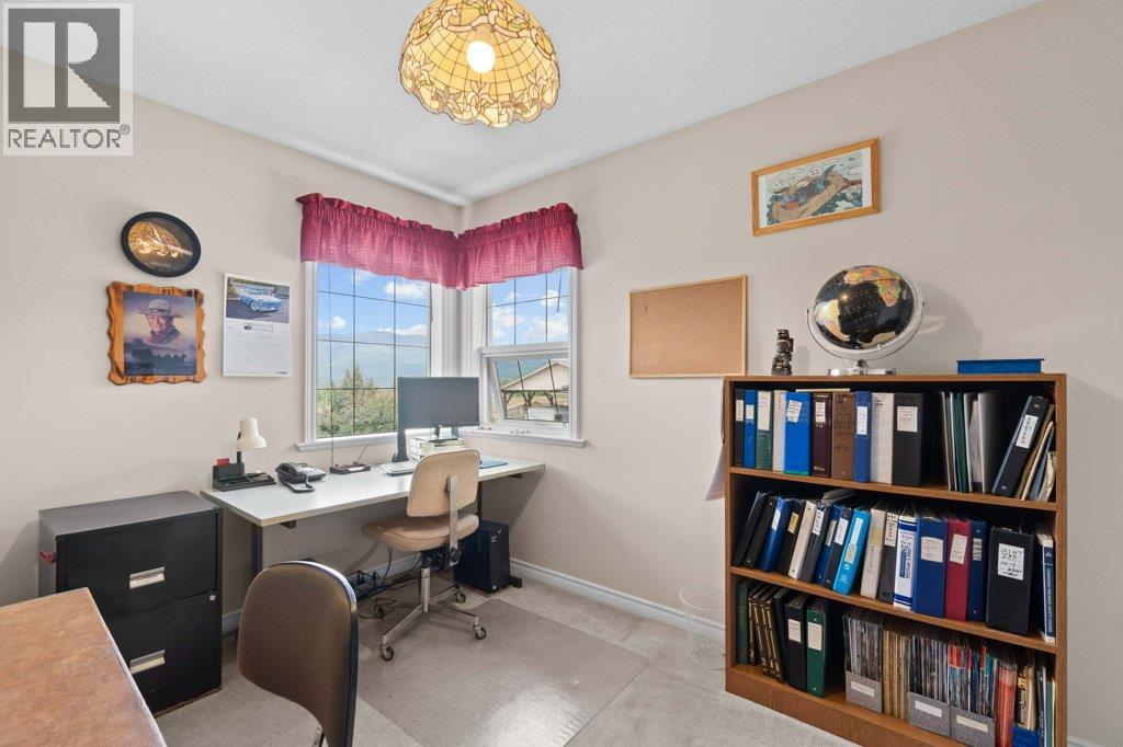 377 Stroulger Road - 20