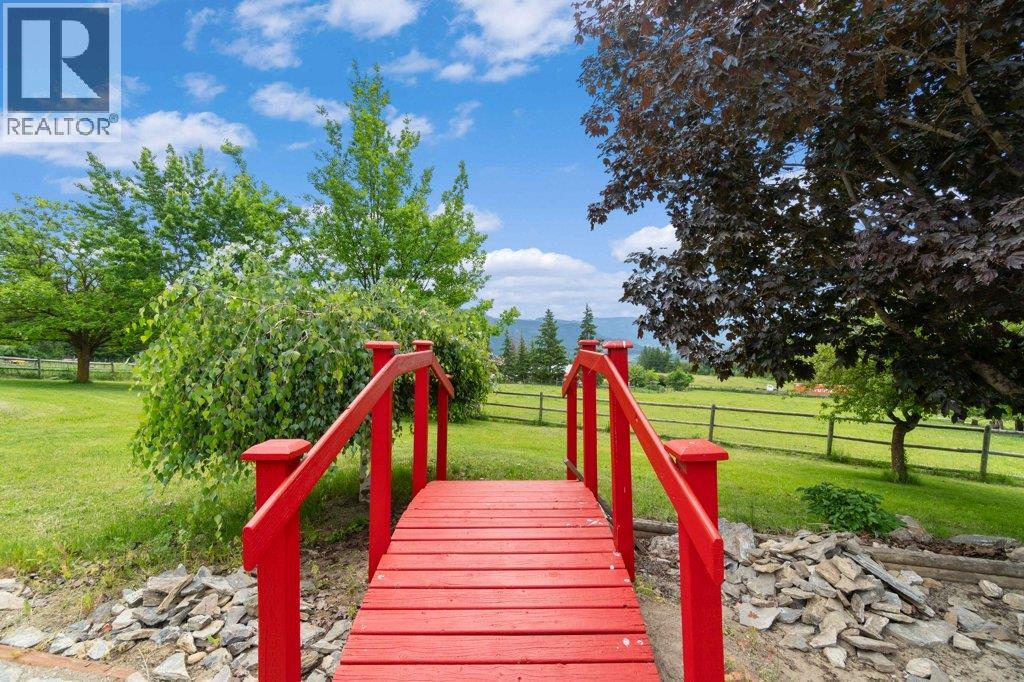 377 Stroulger Road - 37
