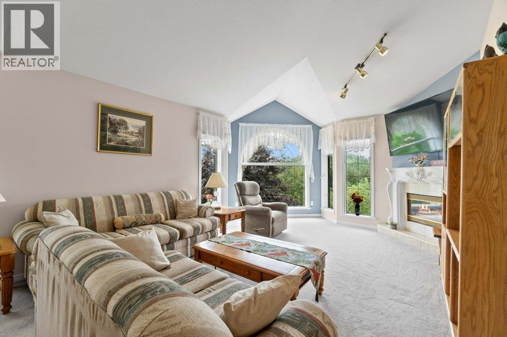 377 Stroulger Road - 10