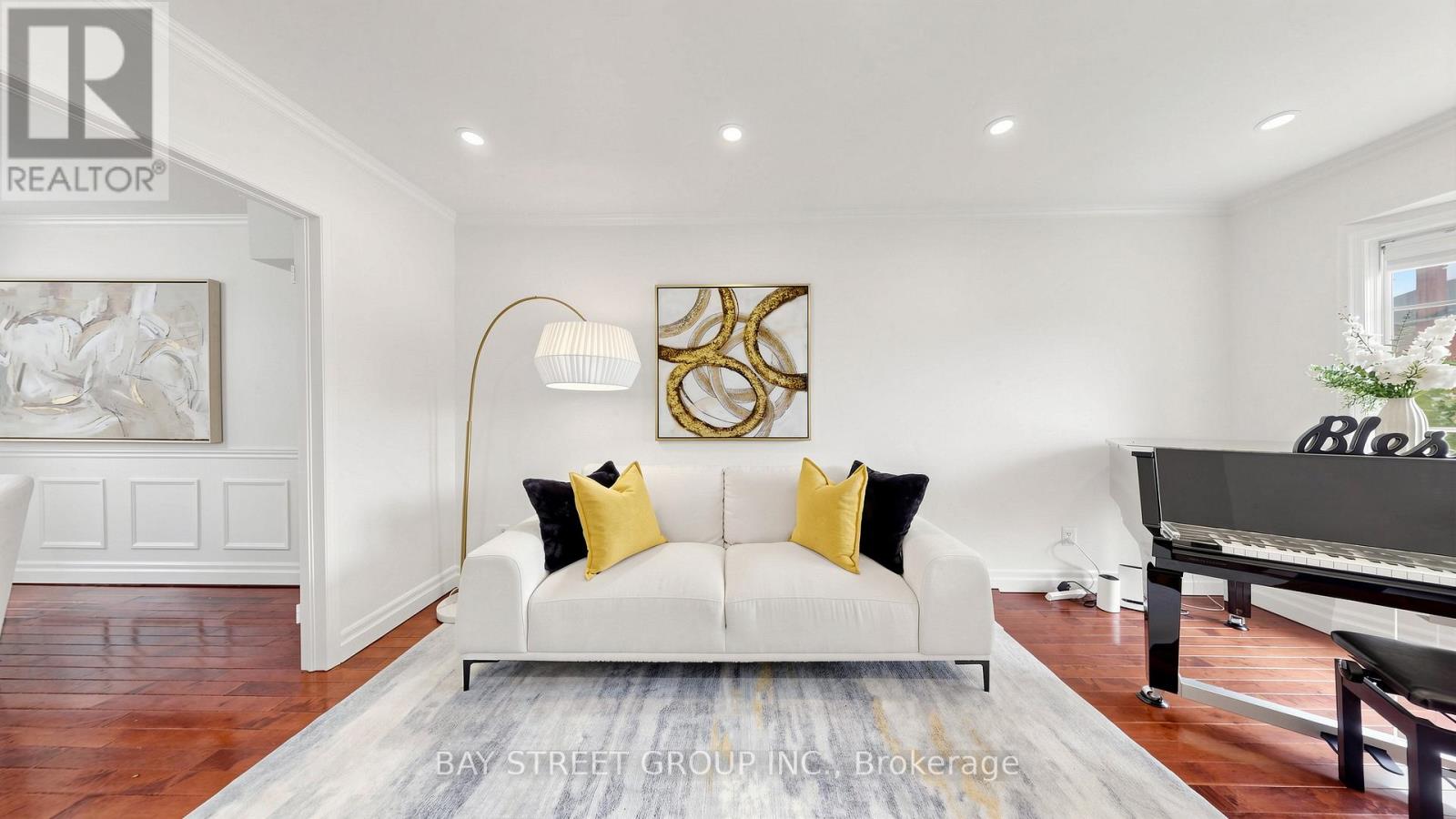 26 KEW GARDENS - 4