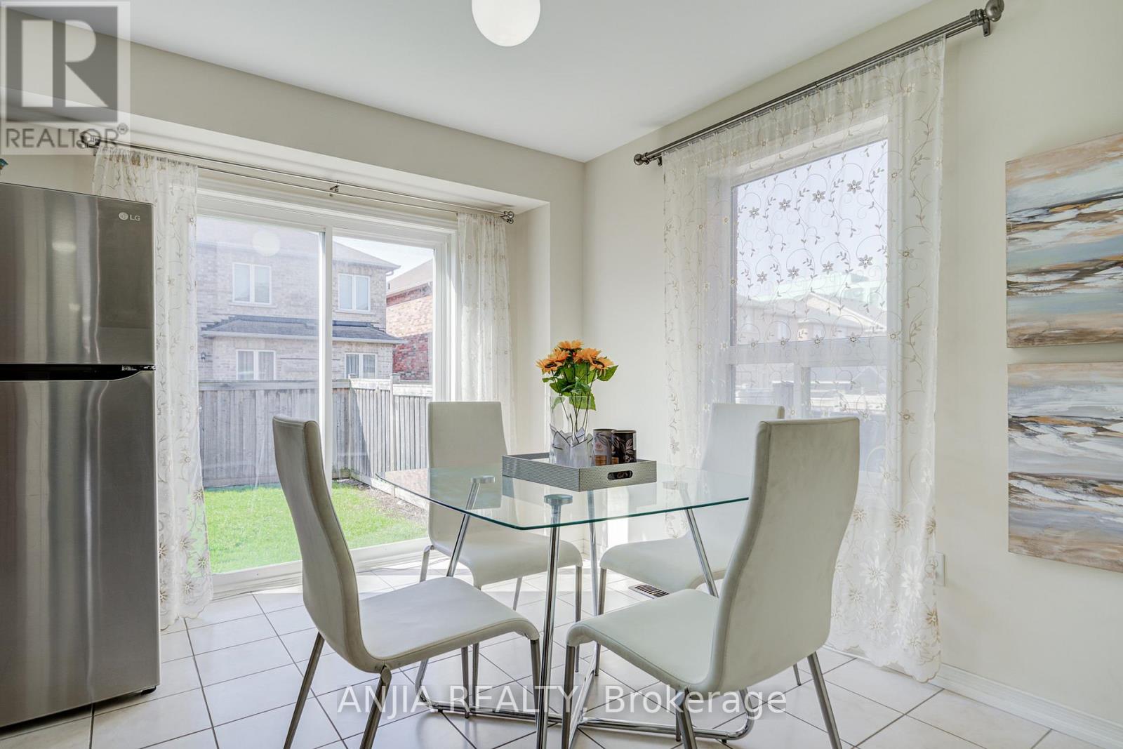 26 HARE FARM GATE - 13