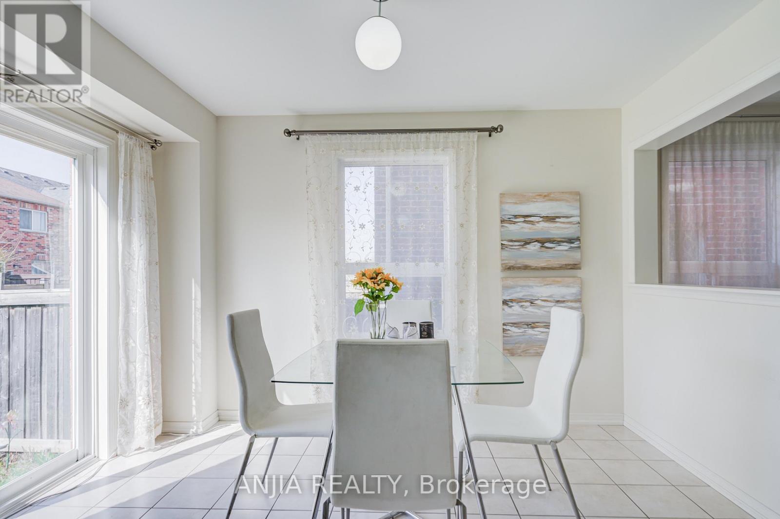 26 HARE FARM GATE - 14