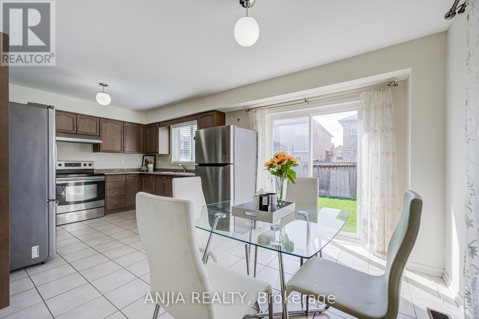 26 HARE FARM GATE - 15