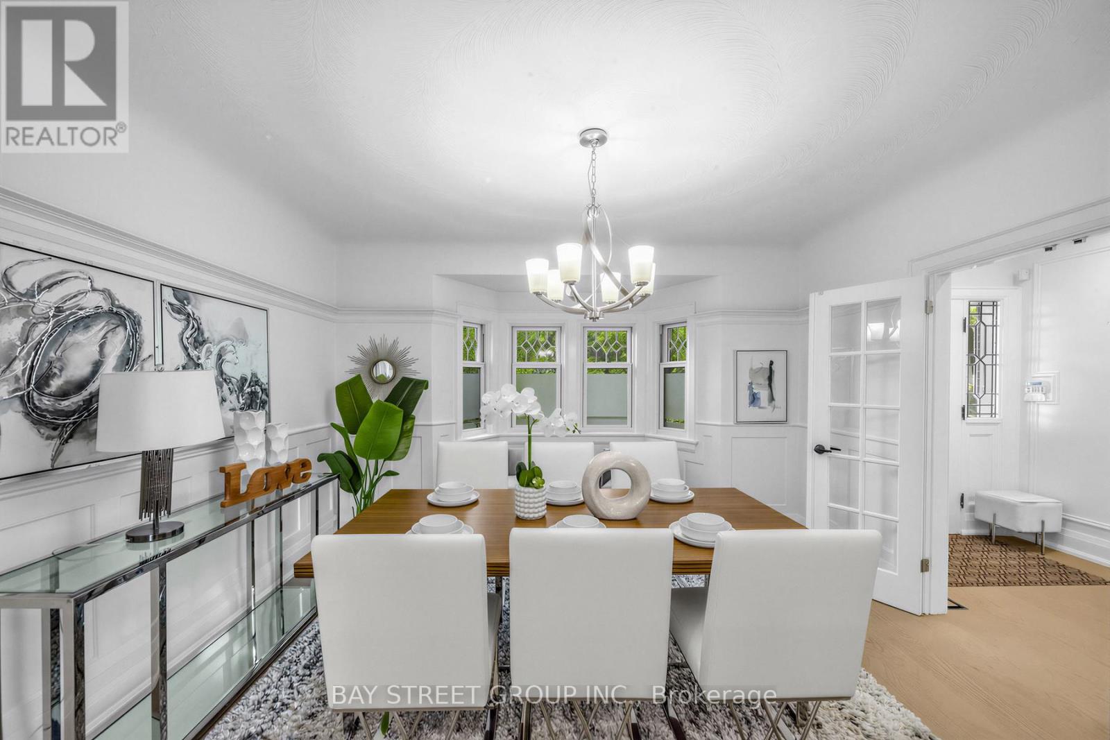 136 HUMBERCREST BOULEVARD - 10