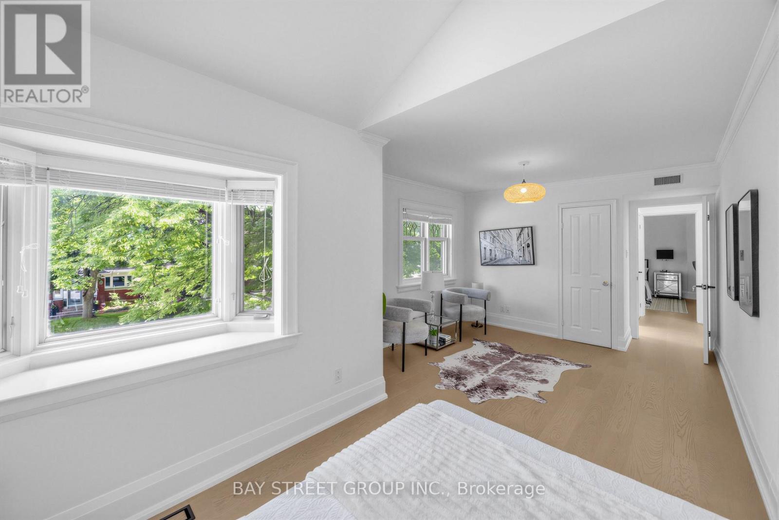 136 HUMBERCREST BOULEVARD - 26