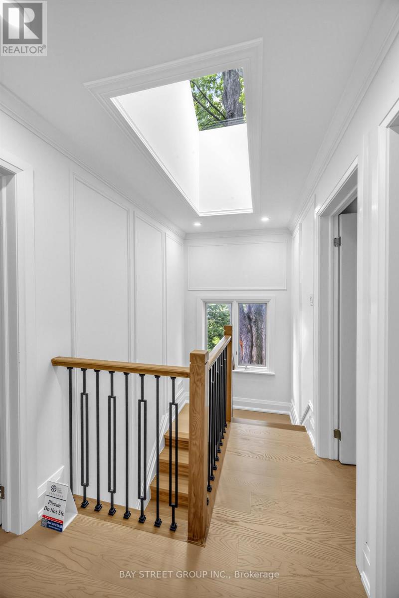 136 HUMBERCREST BOULEVARD - 29