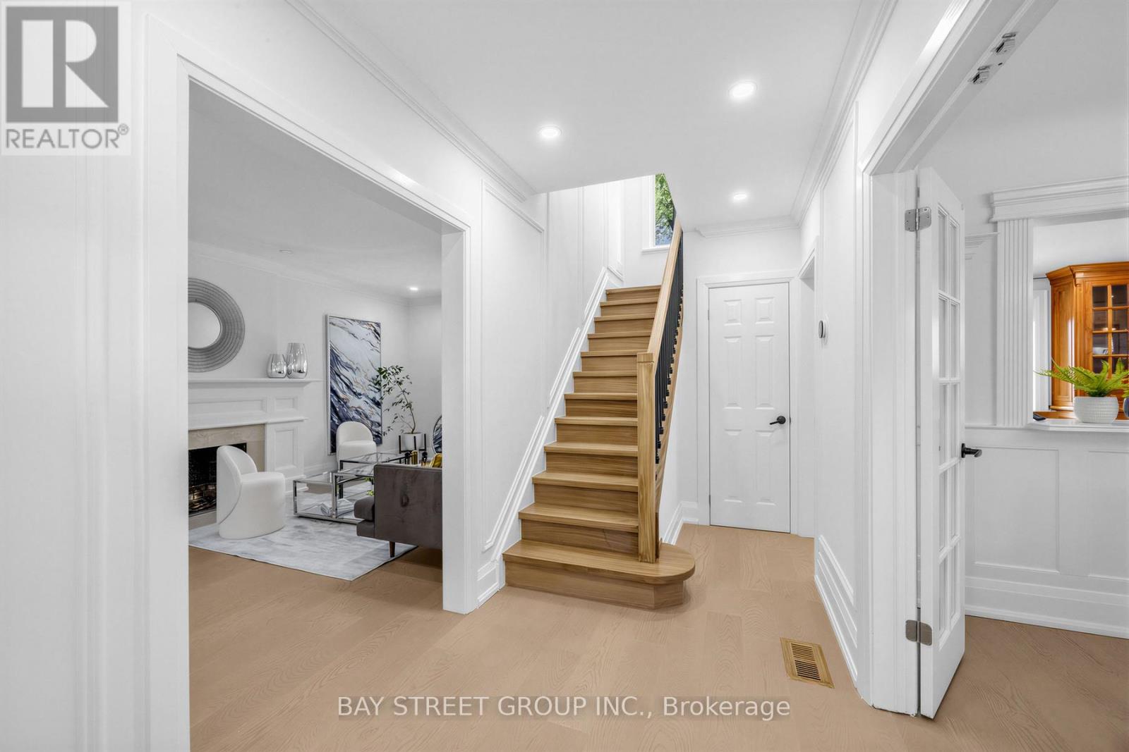 136 HUMBERCREST BOULEVARD - 5