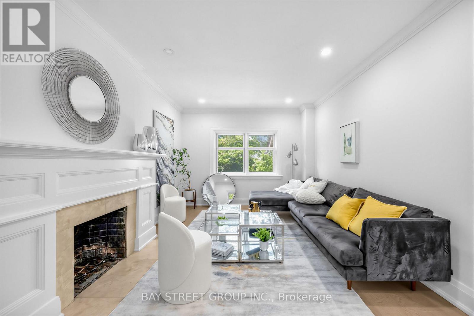 136 HUMBERCREST BOULEVARD - 7