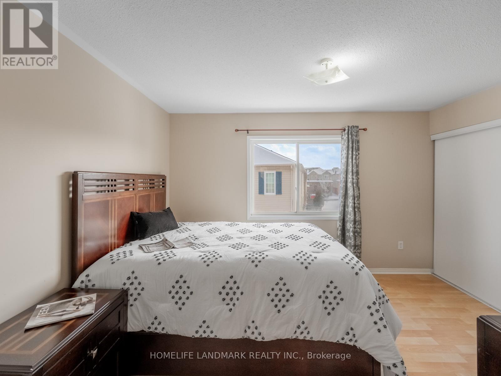 #28 4950 ALBINA WAY - 24