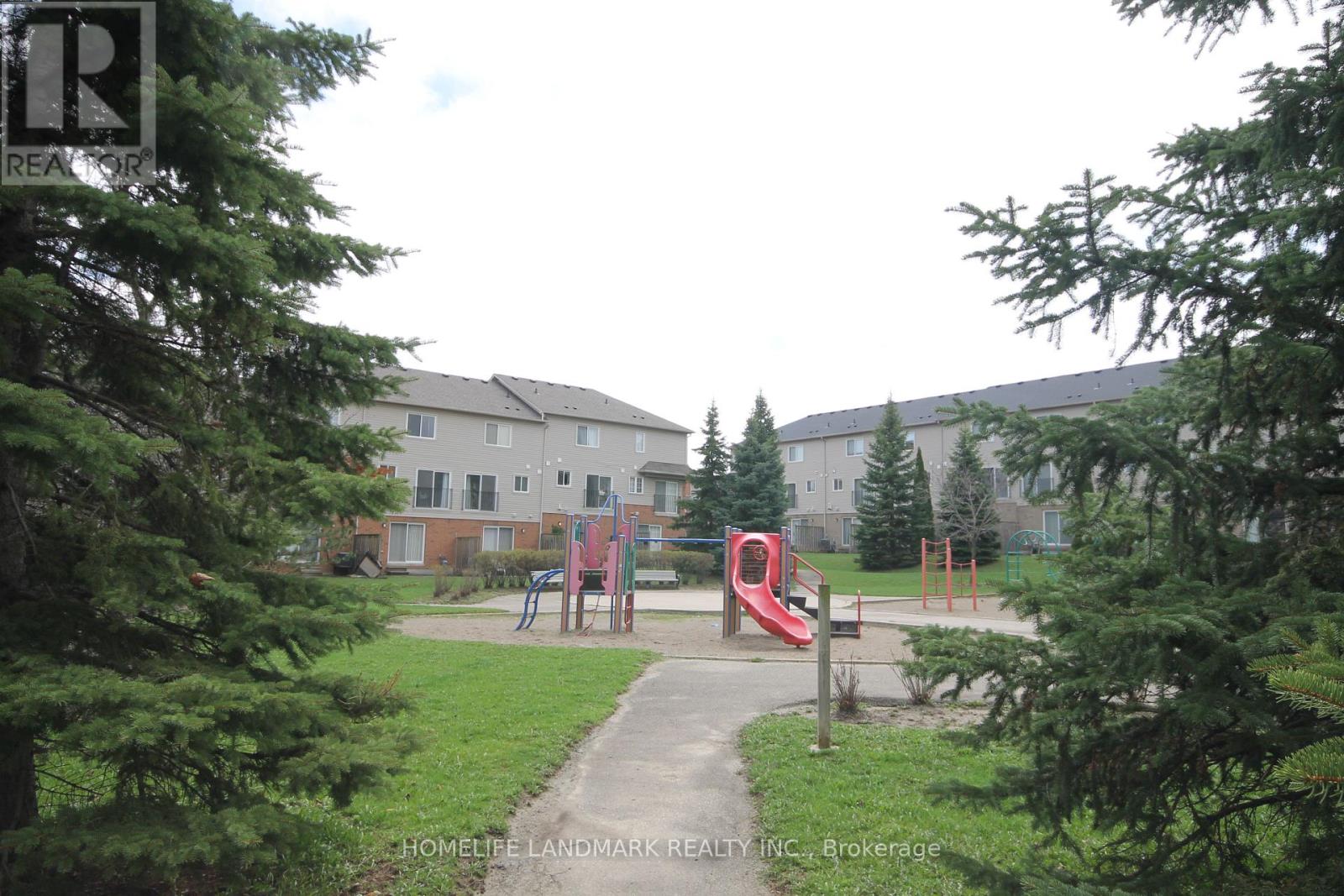 #28 4950 ALBINA WAY - 31