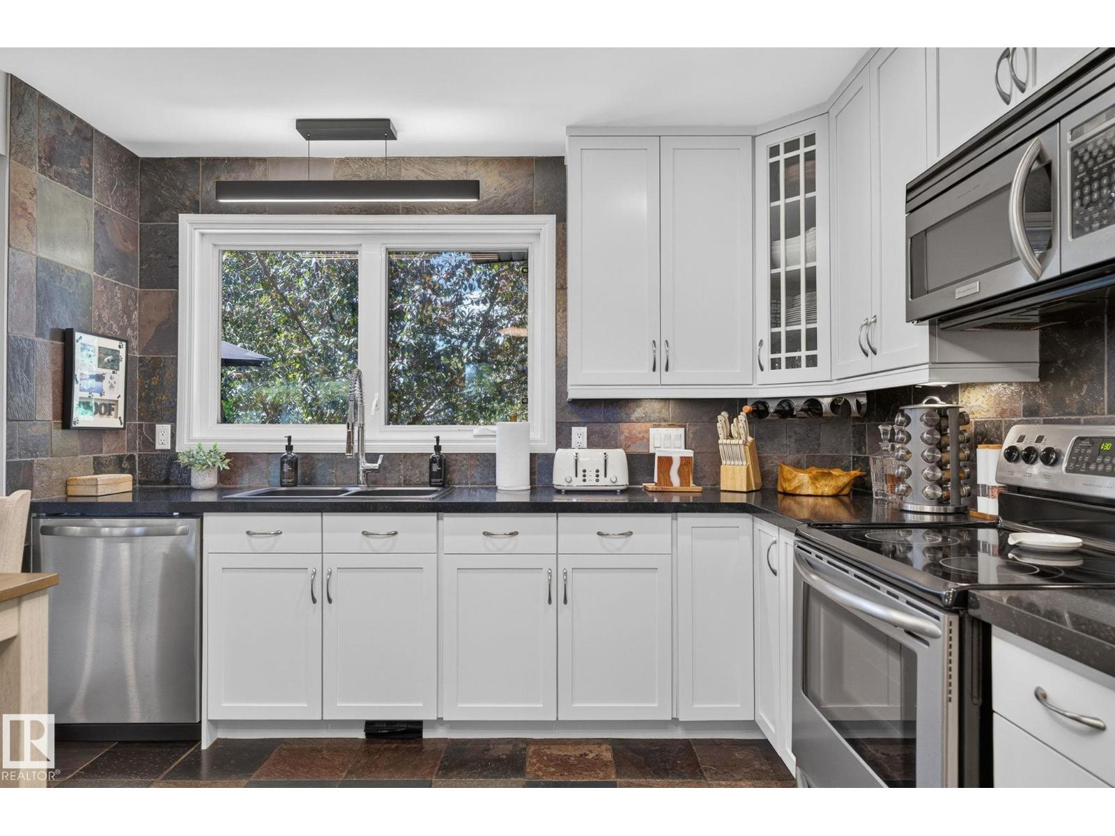 4812 114A ST NW - 12