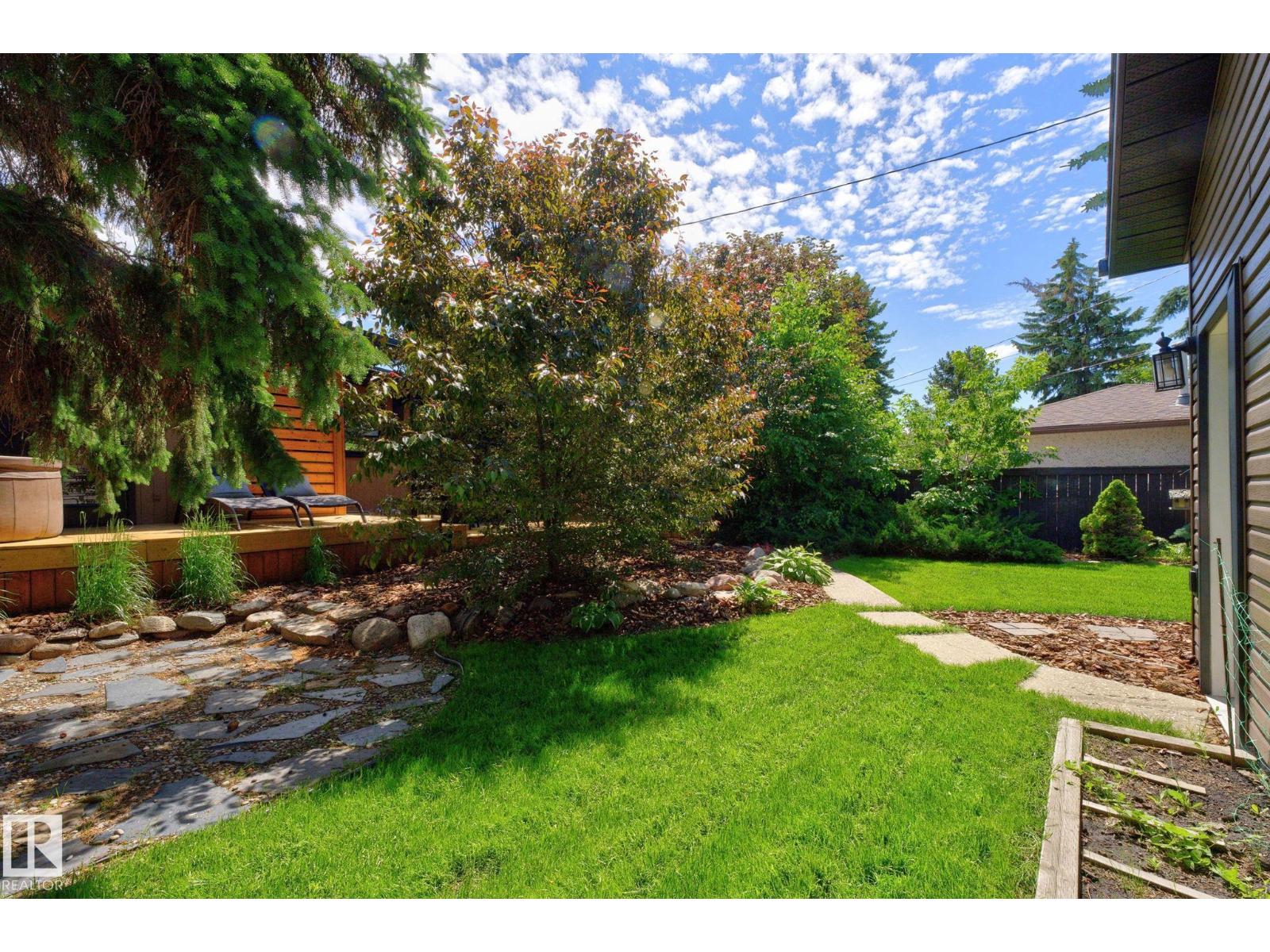 4812 114A ST NW - 53