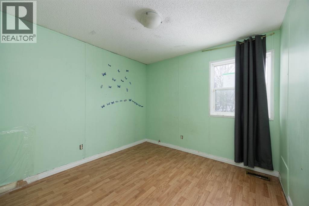144 Grecian Place - 3