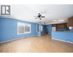 Kitchen - 144 Grecian Place, Fort Mcmurray, AB T9H2N1 Photo 7