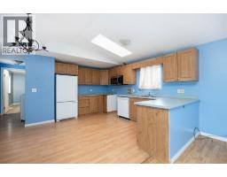 Living room - 144 Grecian Place, Fort Mcmurray, AB T9H2N1 Photo 9