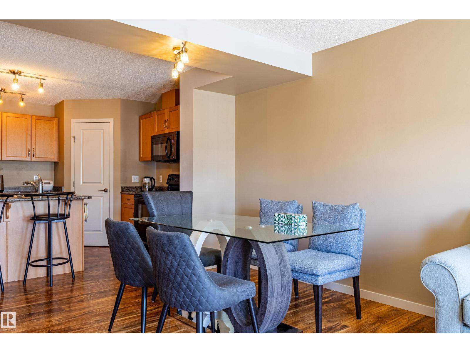 #13 1816 RUTHERFORD RD SW - 16