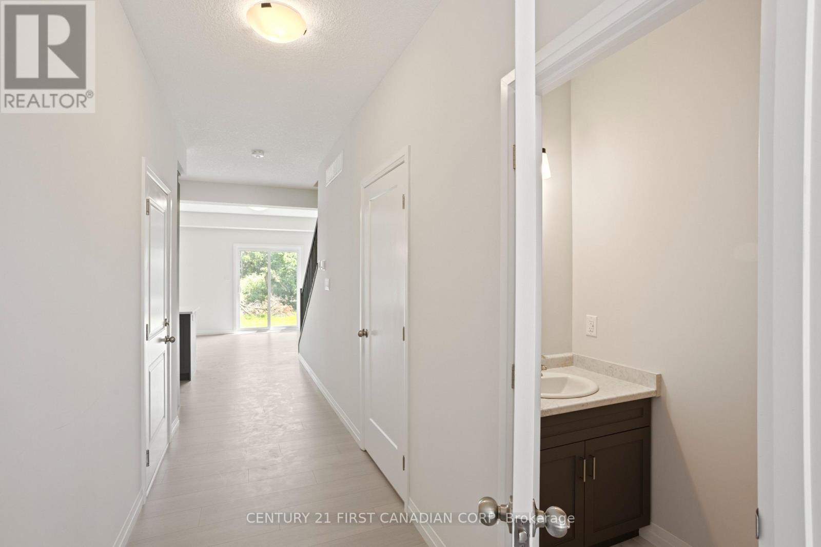 6905 HEATHWOODS AVENUE - 9