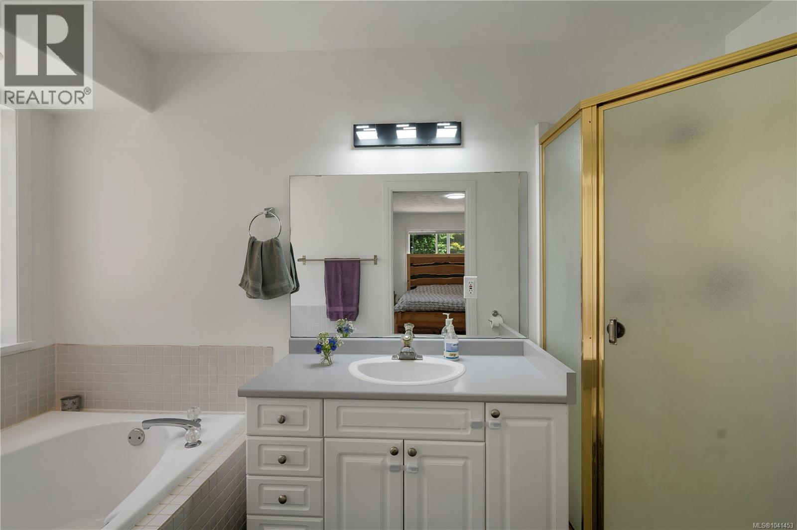 545 Sunset Pl - 26