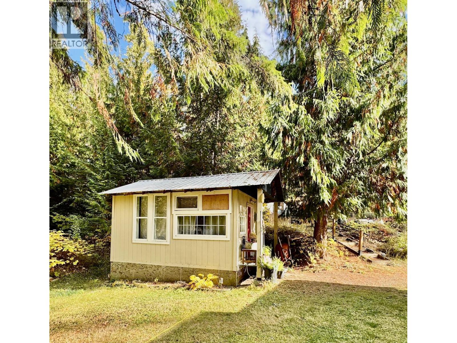 7812 6 Highway - 26