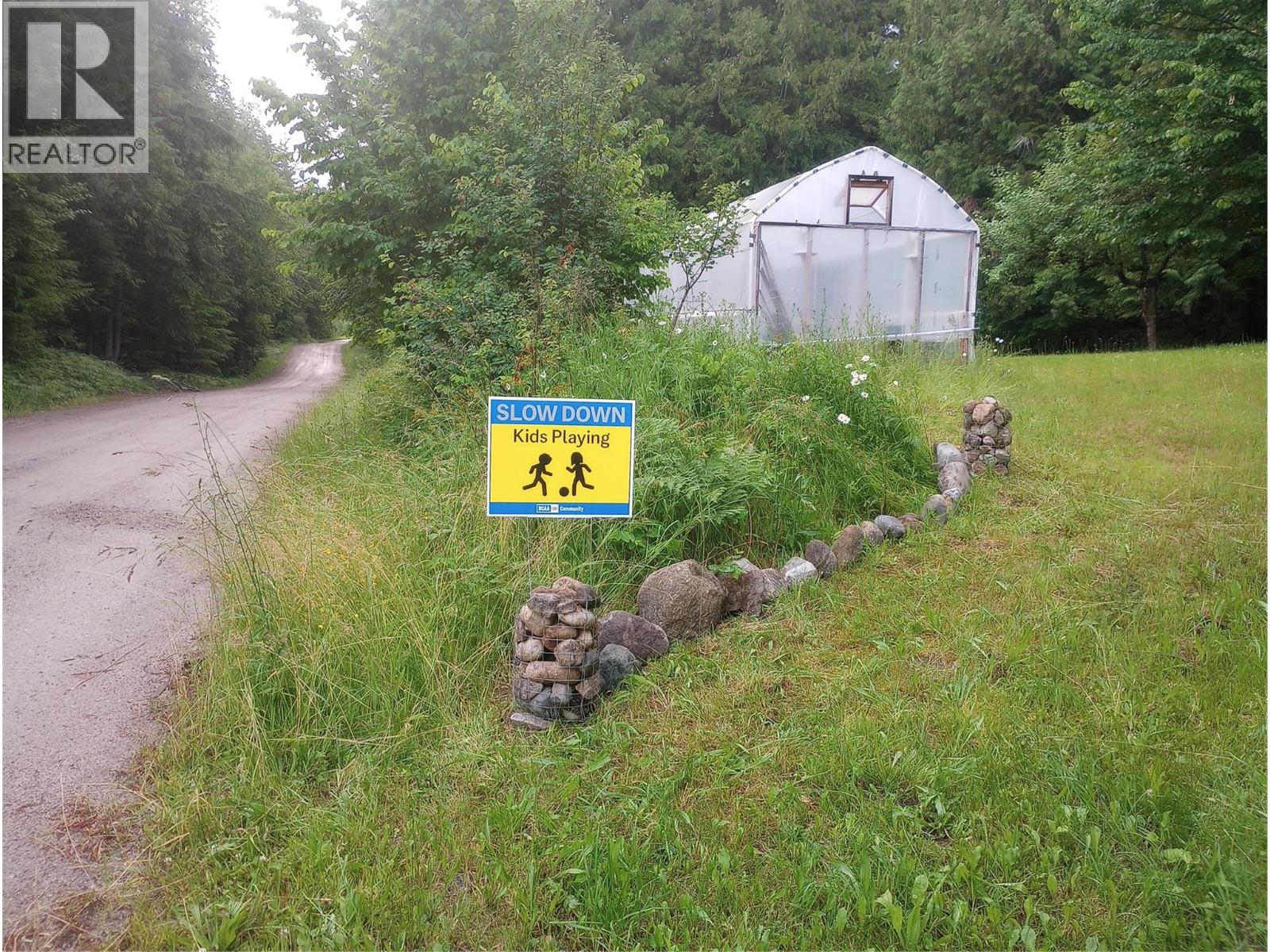 7812 6 Highway - 40