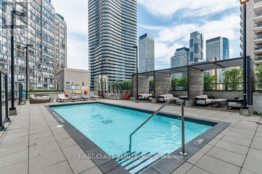 #3208 955 BAY STREET - 13