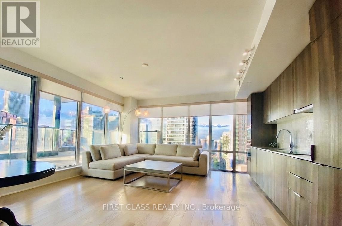 #3208 955 BAY STREET - 2