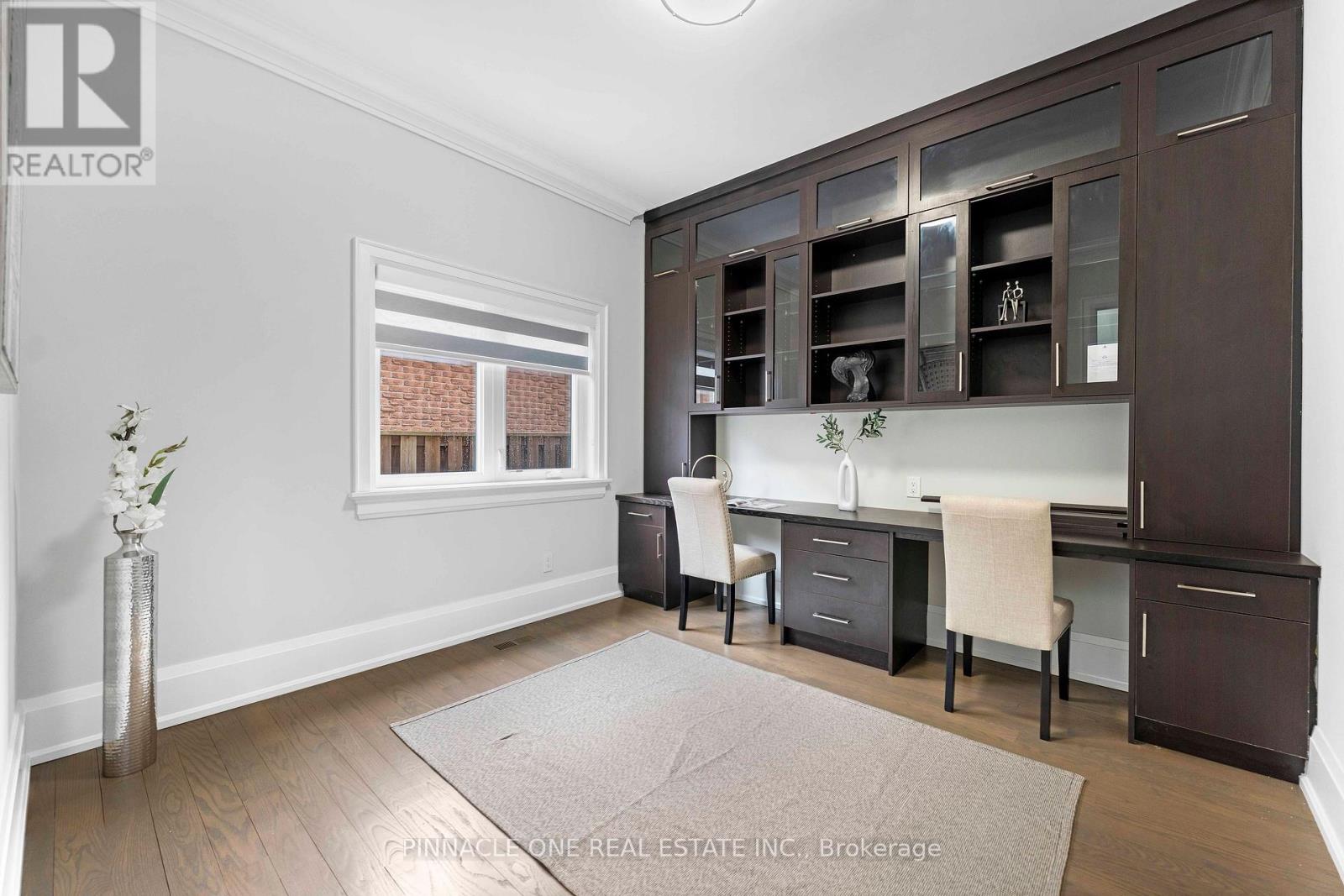 832 SHEPPARD AVENUE - Image 15
