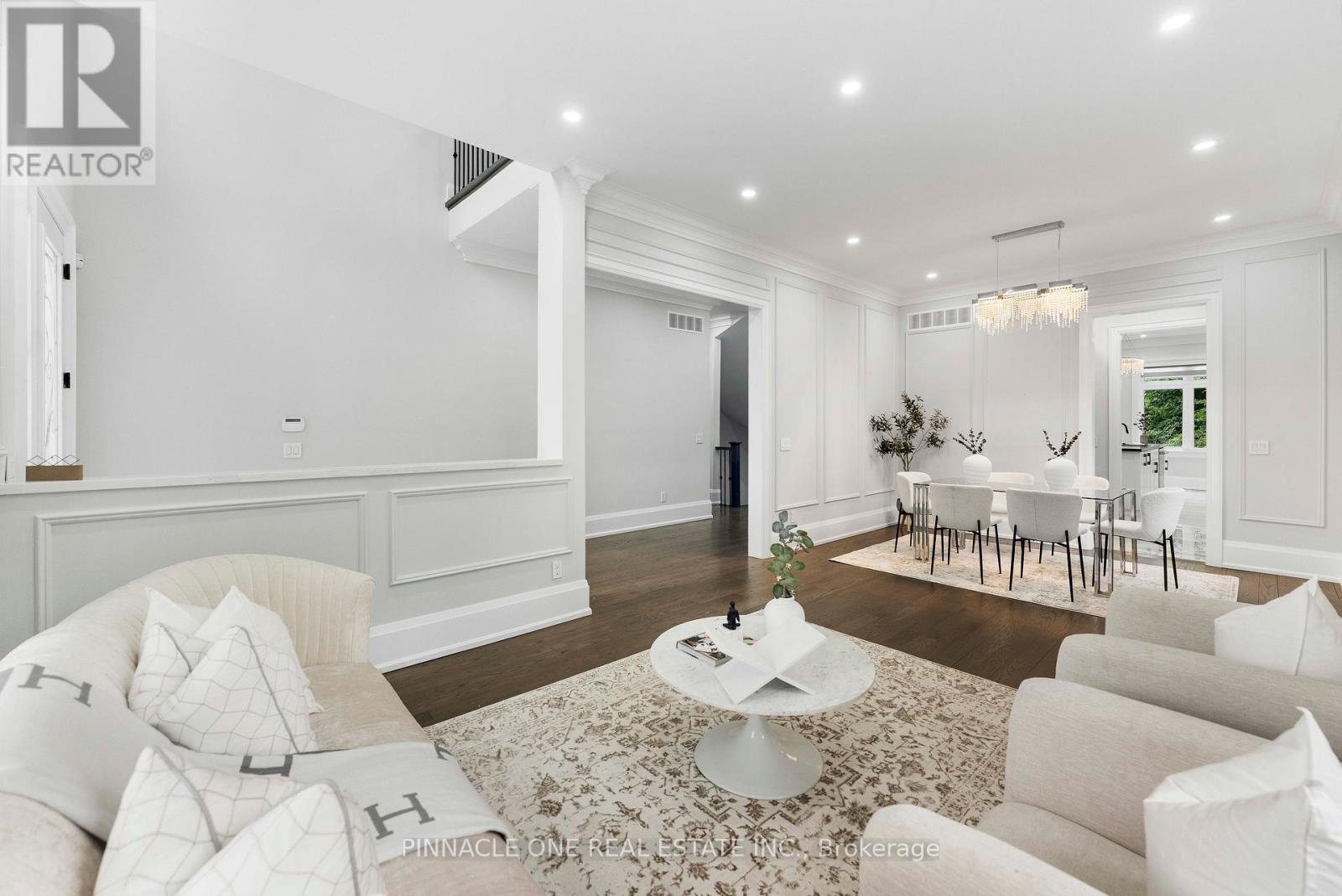 832 SHEPPARD AVENUE - Image 6