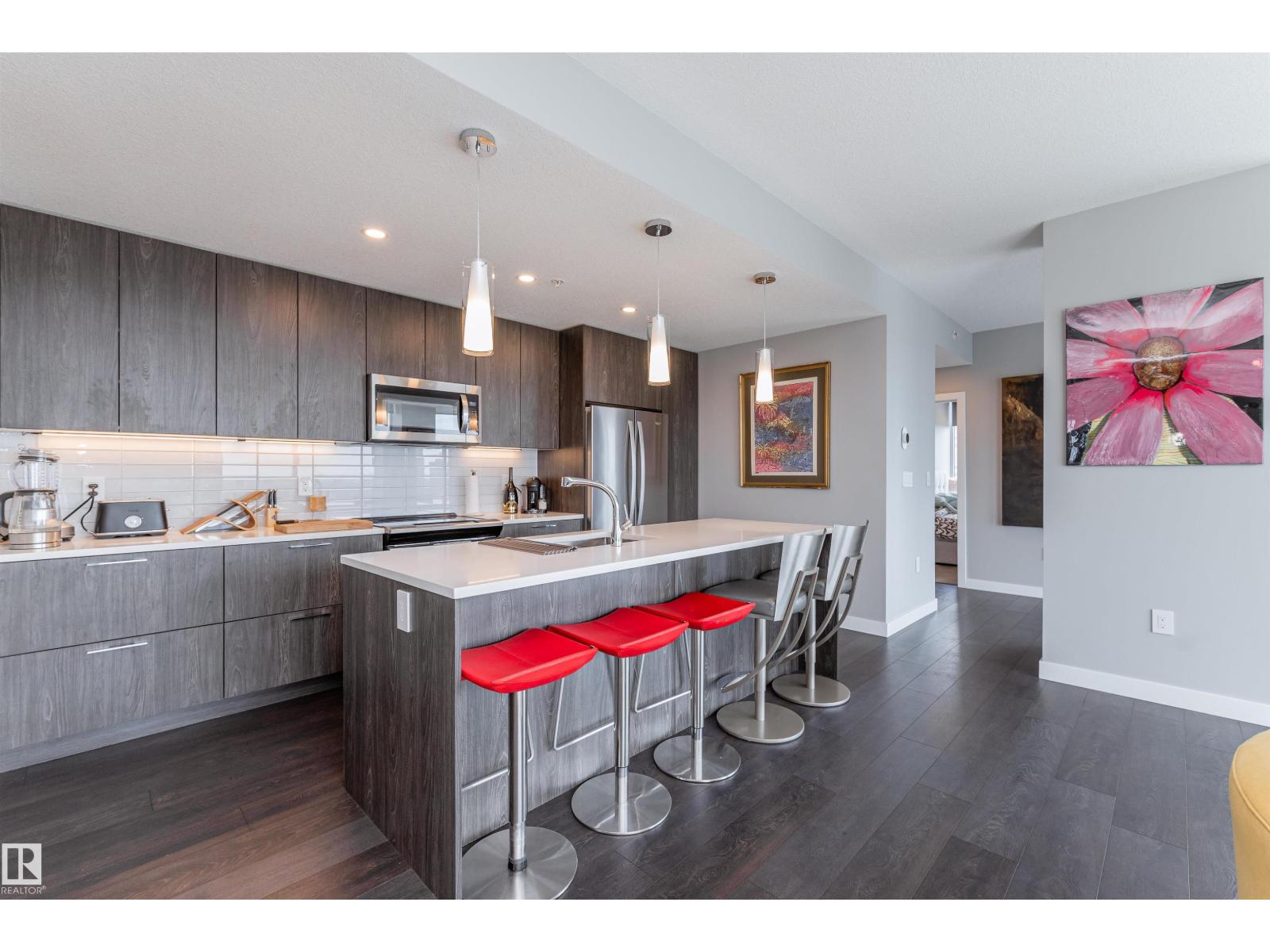 #2400 10180 103 ST NW - 12
