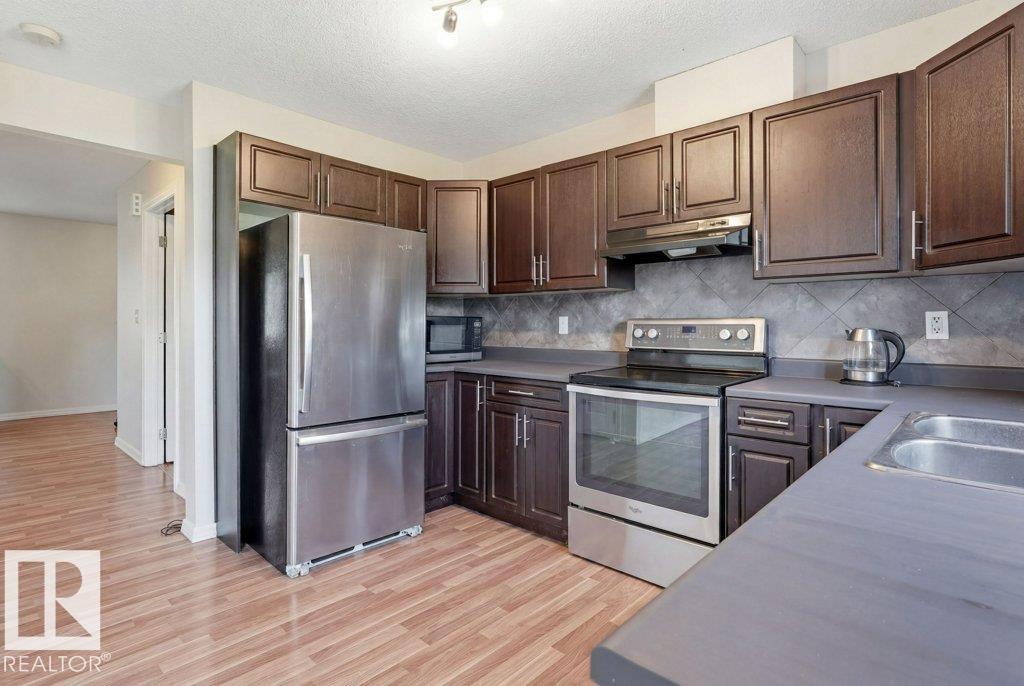 #30 1404 HERMITAGE RD NW - 8