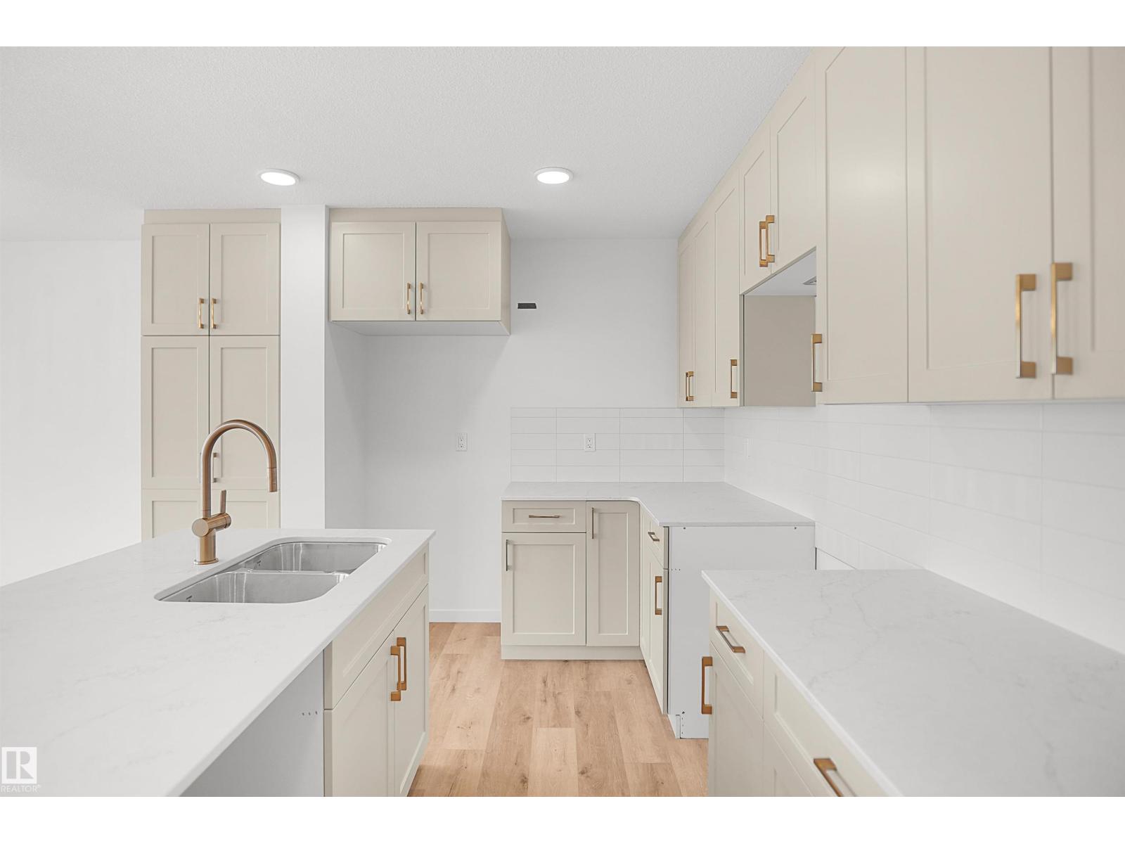 #33 1430 Aster WY NW - 11
