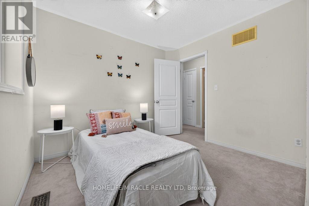 1306 WHITELAW AVENUE - Image 35