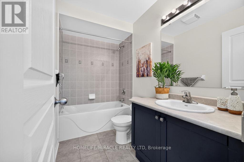 1306 WHITELAW AVENUE - 33