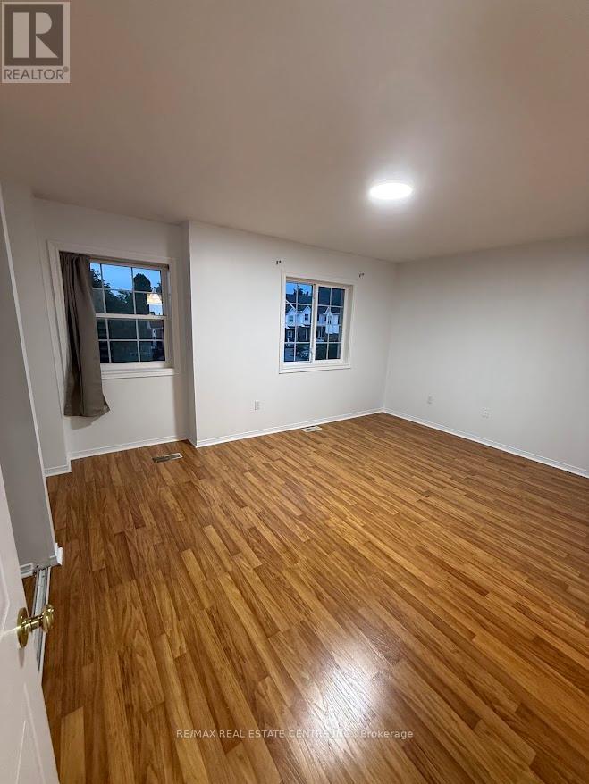 #1 185 HIGHLAND CRESCENT - Image 12