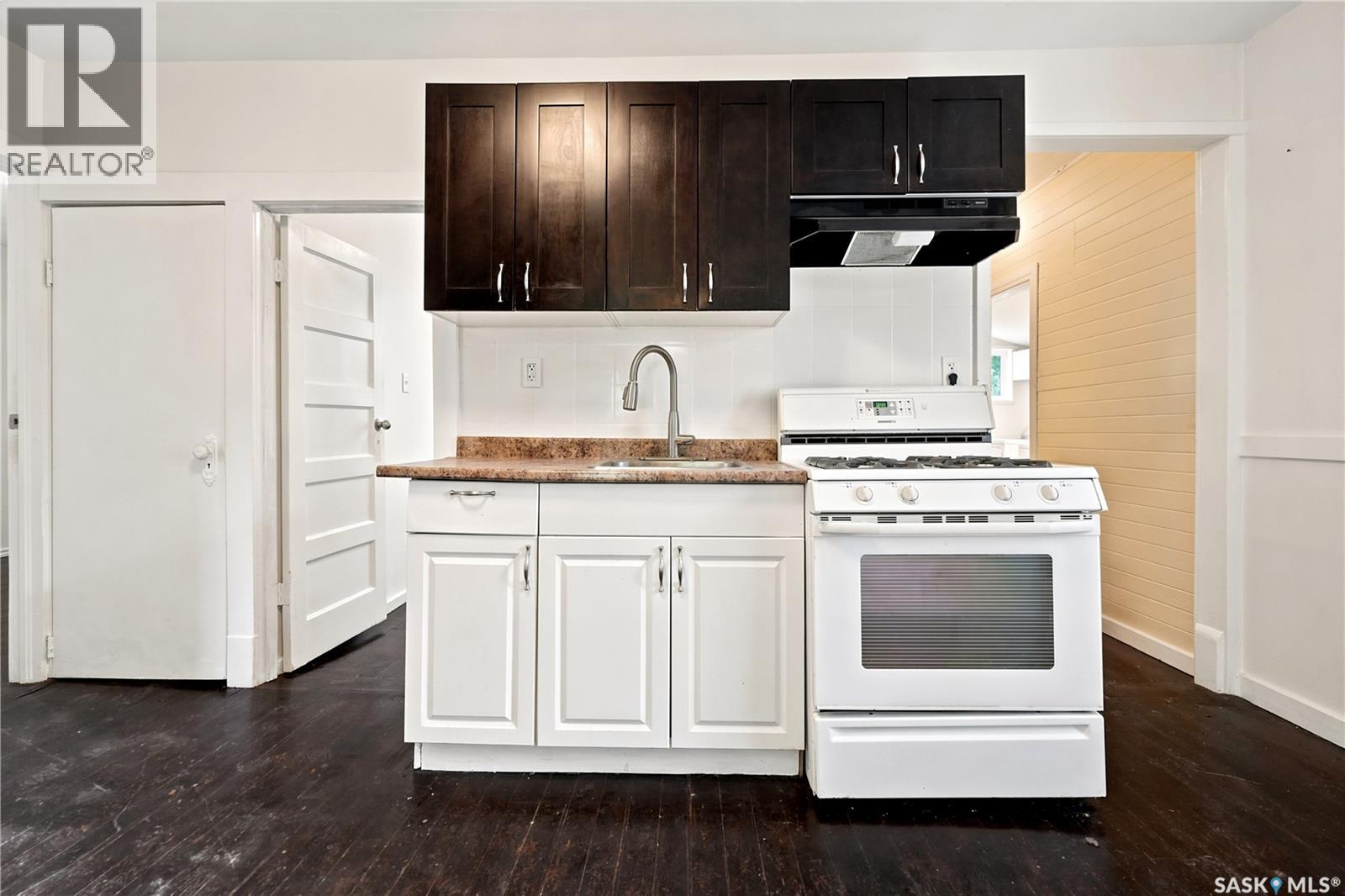 140 1st AVENUE - 10
