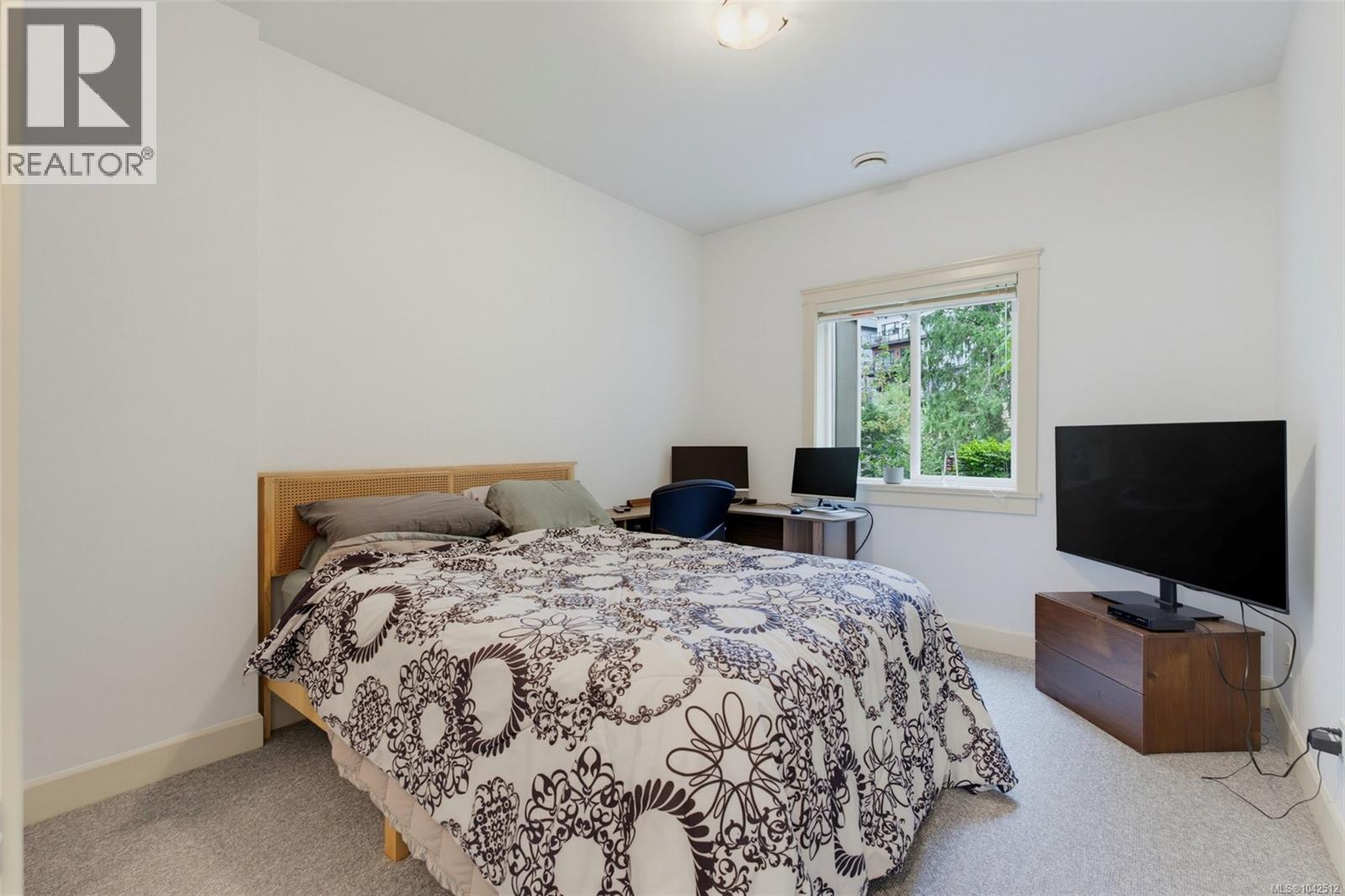 #22 551 Bezanton Way - 38