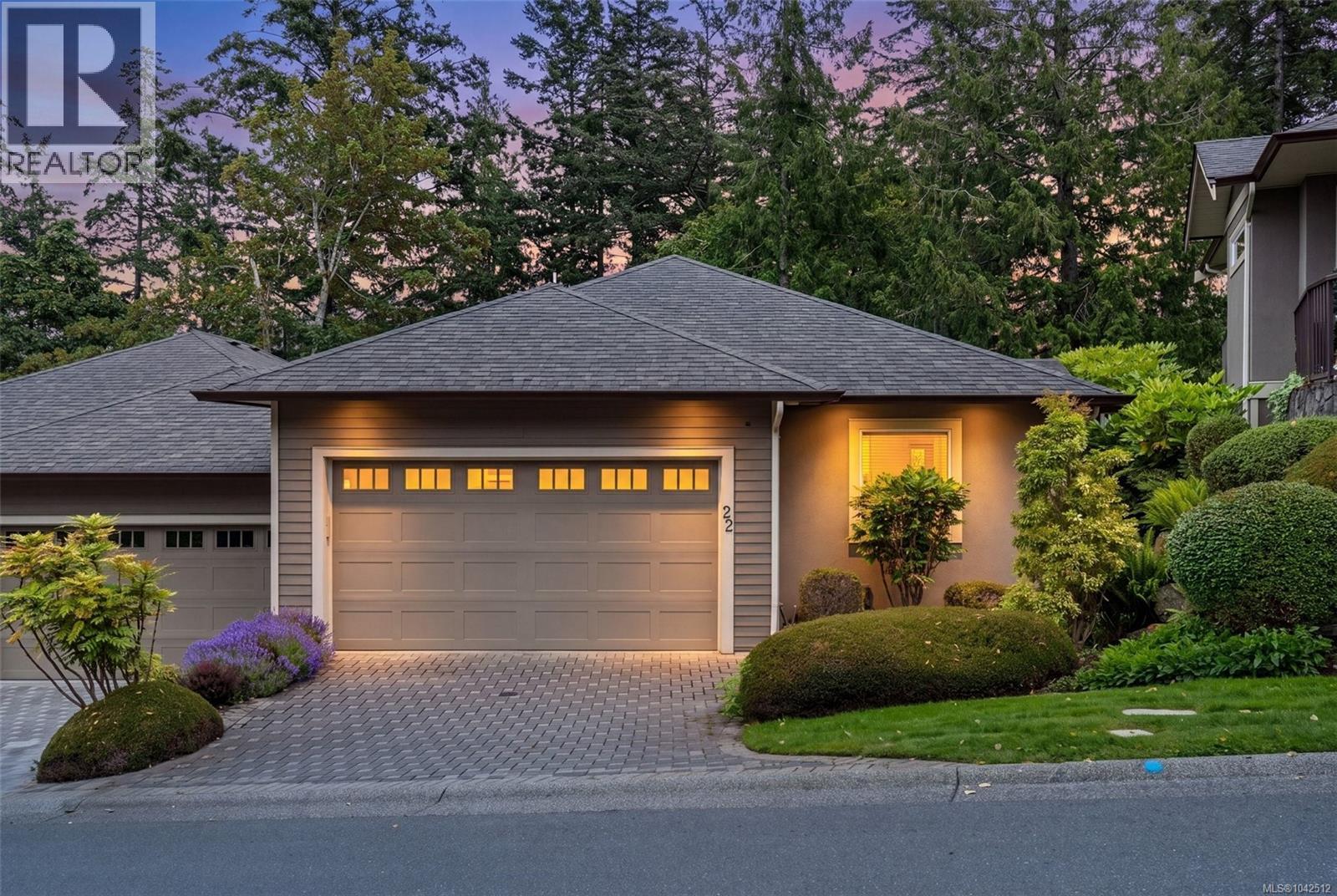 #22 551 Bezanton Way - 1